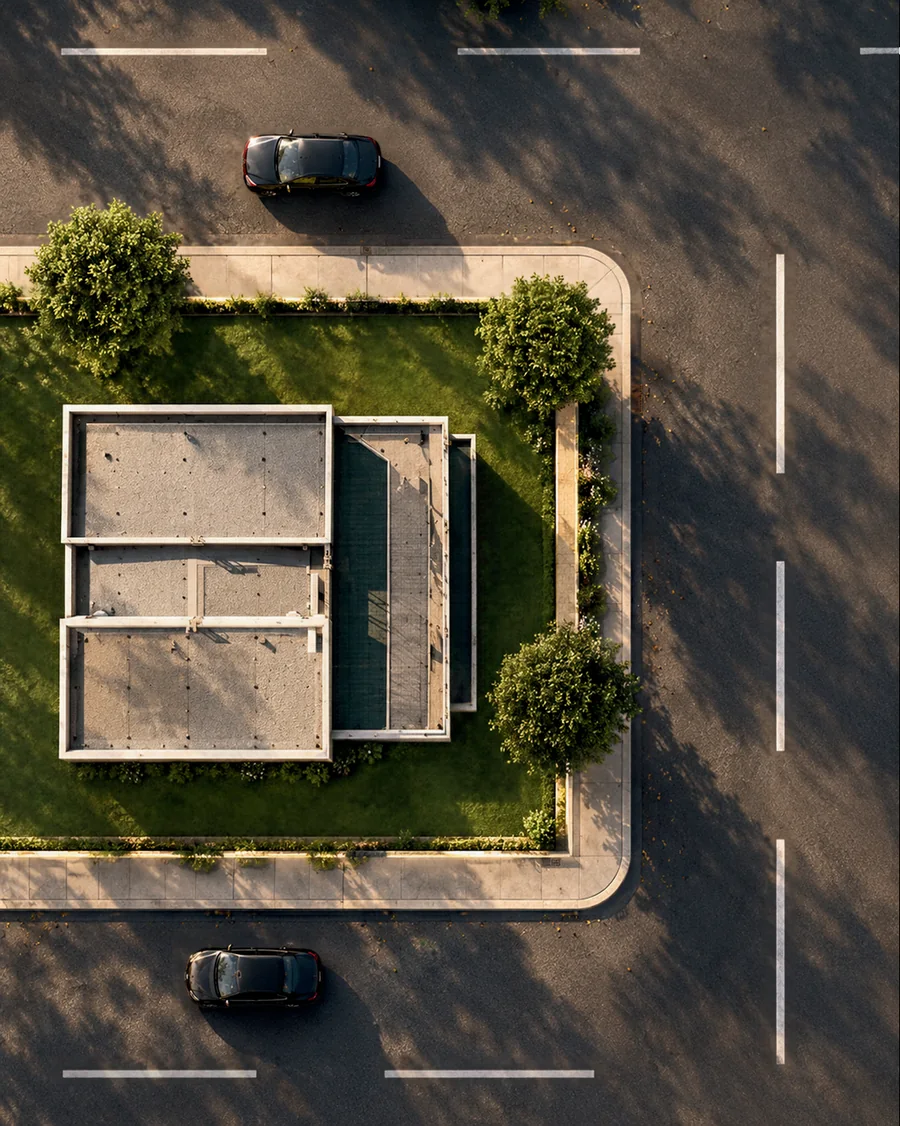 Vue aérienne d’une construction isolée sur un lot